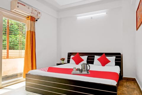 Flagship Ram Narayan Sewa Sansthan Guest House Hotel in Varanasi
