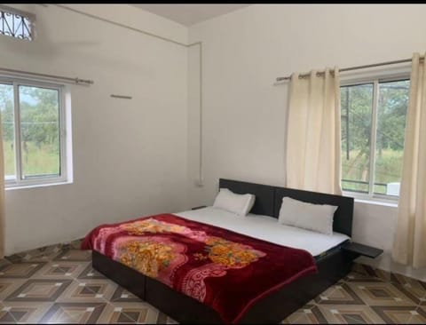 OYO Home 701098 Labhanshu Homestay Hotel in Rishikesh