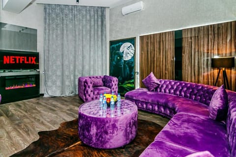 Special Apartment VIP PANTERA Apartment in Baku