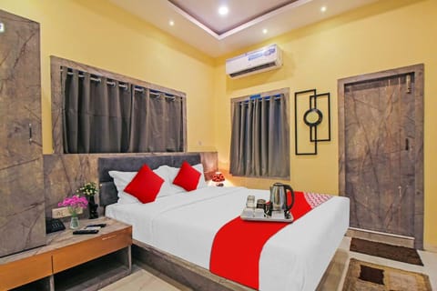 OYO Avenue Inn Near Birla Mandir Hotel in Kolkata