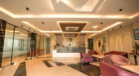 Hotel Rj - Managed by AHG Vacation rental in Noida