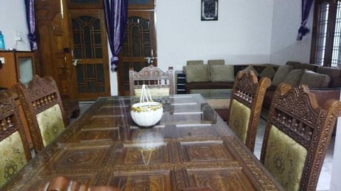 OYO Shakti Homestay Apartment in Lucknow