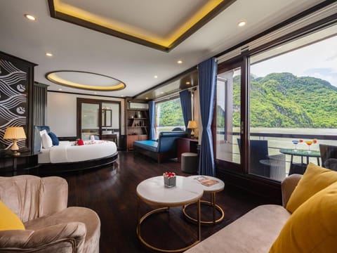 M'Gloria Cruise Vacation rental in Laos