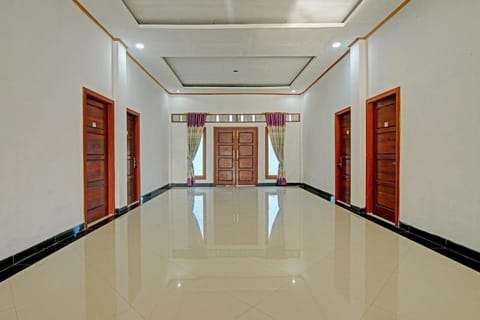 OYO 91852 Prima Guesthouse Syariah Hôtel in Padang