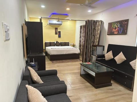 HOTEL SPACE SETTER Vacation rental in Bhubaneswar