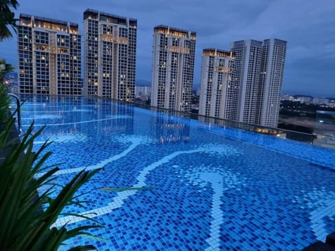 26 Pavilion BukitJalil - 2 room5pax - High Floor - Sky Pool Apartment in Kuala Lumpur City