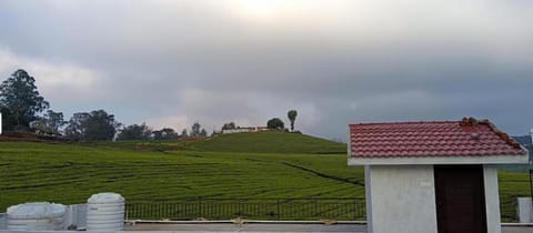 Tea Estate view stay Vacation rental in Ooty