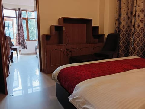 B&B Aston Shimla Hill's Vacation rental in Shimla