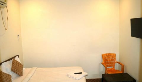 OYO Mishra Suites Apartment in Varanasi