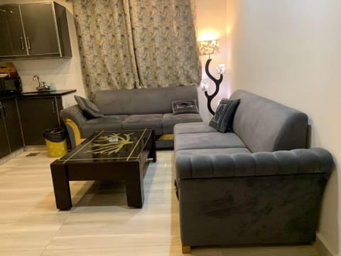 Bahria Royal Apartments and homes  Vacation rental in Lahore
