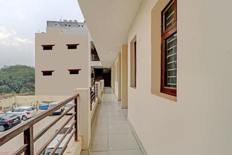 OYO King Palace Vacation rental in Chandigarh