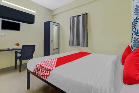 OYO Ruby Grand Inn Nallagandla Vacation rental in Hyderabad