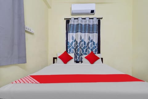 OYO Ruby Grand Inn Nallagandla Vacation rental in Hyderabad