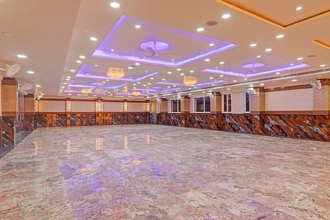Townhouse 1160 P s Palace Hotel in Lucknow