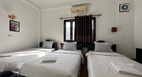 Little DownTown Friendly Place Hostel in Vang Vieng