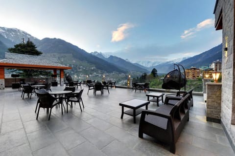 Tiaraa Hotels & Resorts - A Five Star Luxury Resort, Manali Vacation rental in Manali