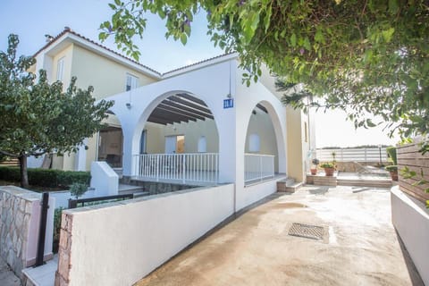 Protaras Holiday Villa Ni38b Vacation rental in Paralimni