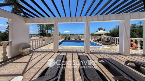 Fabulous Villa In Coral Bay Near Beach, Amenities Vacation rental in Peyia