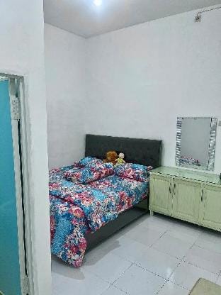 Family Guesthouse @Graha Permata Kota CP03 Urlaubsunterkunft in Lingsar