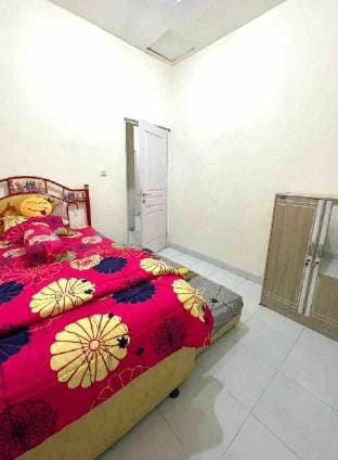 Family Guesthouse @Graha Permata Kota CP03 Urlaubsunterkunft in Lingsar