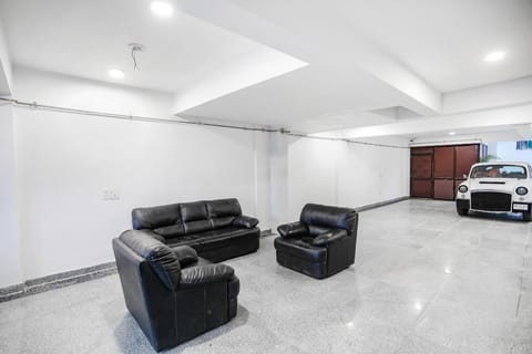 FabHotel The Grand Suite Vacation rental in Noida