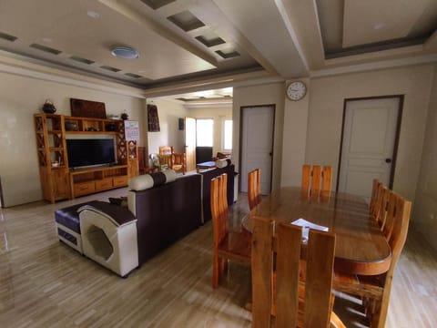 Homey-Maphod a bale Transient Vacation rental in Baguio