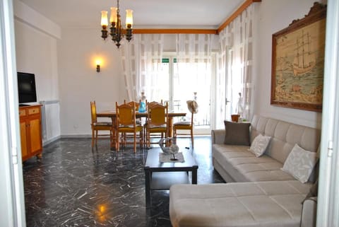 Beach Valley holiday home with sea view 300 m from the beach Vacation rental in Sperlonga