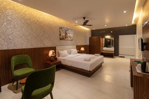 Anushka Garden & Resort Hotel in Kolkata