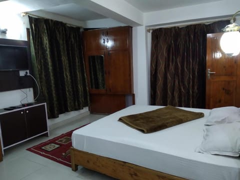 Vasuki BnB Inn and Hostel Vacation rental in Manali