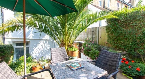 Lovely Private Accommodation with own Garden Urlaubsunterkunft in Folkestone