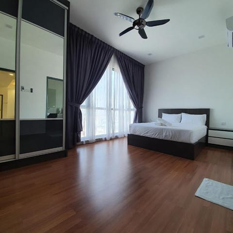 Super Spacious Family Deluxe Suite  3BR  5PAX  Appartamento in Subang Jaya