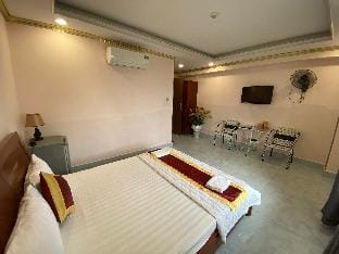 Nhan Duc Hotel Nguyen Van Qua Vacation rental in Ho Chi Minh City