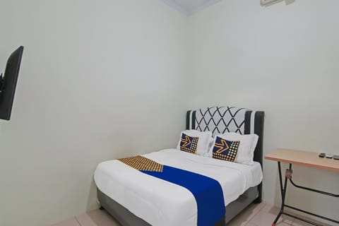 SPOT ON 92093 Feri Homestay Hotel in West Sumatra, Indonesia