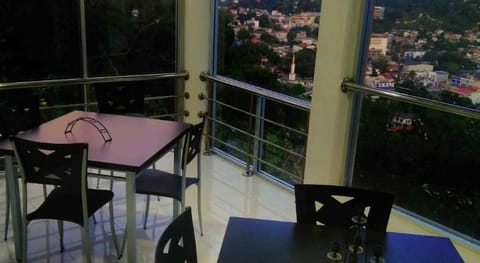 Sky Valley Vacation rental in Kandy