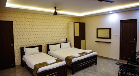 Hotel Grand Sapphire Vacation rental in Puducherry