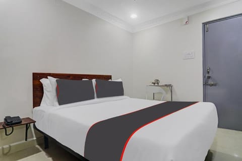 Hotel Sahasra NearKondapur Vacation rental in Hyderabad