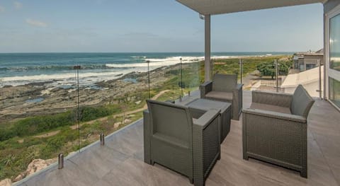 Absolute Ocean Boutique Guest House Vacation rental in Hermanus