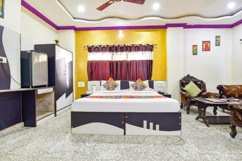 FabExpress Relax Inn I, Udaipur Vacation rental in Udaipur