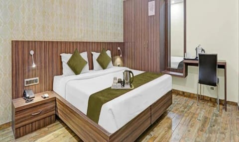 FabHotel Sam Inn Hotel in Lucknow