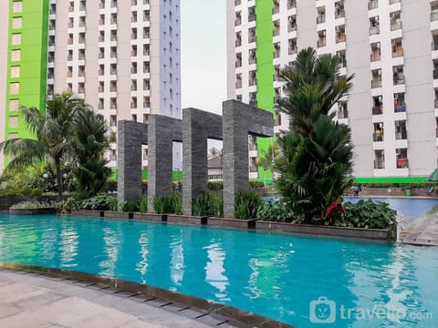 Cozy Functional Studio Green Lake View By Travelio Condo in South Jakarta City