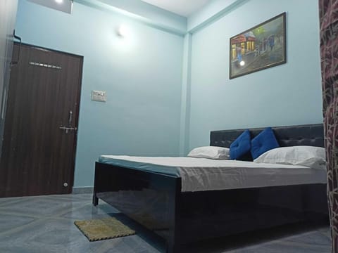 SPOT ON Indra Apartment Vacation rental in Varanasi