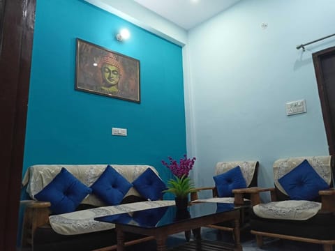 SPOT ON Indra Apartment Vacation rental in Varanasi