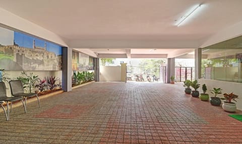 Treebo Lavish Palms Vacation rental in Hyderabad