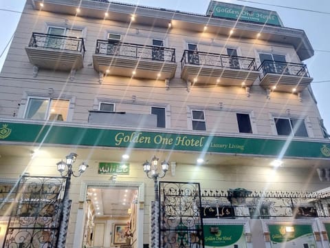 Golden One Hotel Vacation rental in Lahore