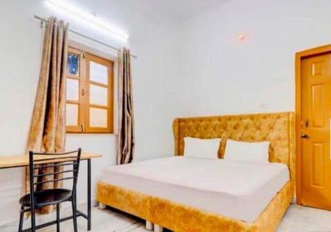 SPOT ON Second Home Guest House Vacation rental in Dehradun