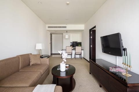 Frank Porter - Address Dubai Marina Apartment in Dubai