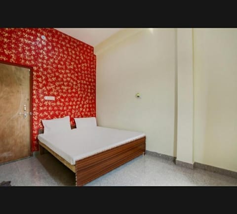 Hotel M J Vacation rental in Agra