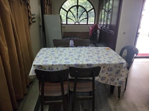 Padmavathi Guest House - vizag Condominio in Visakhapatnam