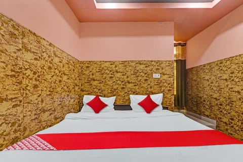 OYO Hotel Ss Plaza Hotel in Lucknow
