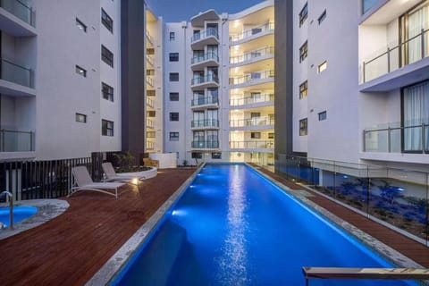 RIVERVIEWS@THECOSMOPOLITAN UNIT20805 Vacation rental in Maroochydore